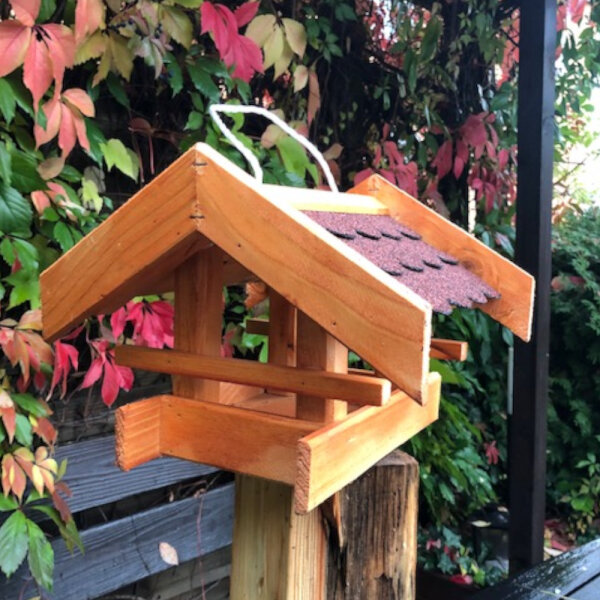 DARLUX Rechteckiges Vogel Futter Haus zum Hängen Holz Vogelhaus Braun/Rot