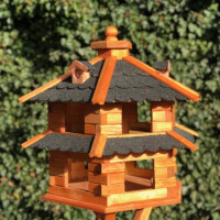 DARLUX Vogelvilla XL Futterstelle Sechseck Doppelstock Holz Vogelhaus Braun/ Schwarz Garten Vogelfutterhaus Wetterfest