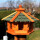 DARLUX Vogelfutterhaus M I Futterstelle I Sechseck Vogelhaus I aus Holz I Braun/ Grün I Garten I Vogelfutterhaus I Wetterfest