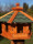 DARLUX Vogelfutterhaus M I Futterstelle I Sechseck Vogelhaus I aus Holz I Braun/ Grün I Garten I Vogelfutterhaus I Wetterfest
