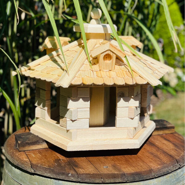 DARLUX Vogel Futter Haus L Futterstelle Sechseck Holz Vogelhaus Natur unbehandelt Vogelfutterhaus Wetterfest