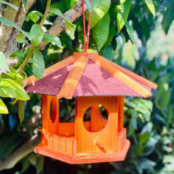 DARLUX Vogel Futter Haus Futterstelle Sechseck Holz-Vogelhaus Hängend Braun/Rot