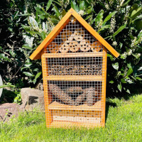 DARLUX Garten Holz Insektenhotel L Wildbienen-Nisthilfe Insektenhaus Braun Artgerecht Freistehend oder Hängend