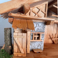 DARLUX Weihnachts- Holz Krippe Dekoration Handgefertigt Holzschnitzerei Jahreszeitliche Dekoration