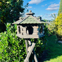 DARLUX Vogelfutterhaus XL Sechseck Vogelhaus + Ständer Futterstelle Braun/ Grün Garten Vogelfutterhaus Wetterfest