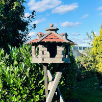 DARLUX Vogel Futter Haus L Futterstelle Sechseck Vogelhaus+ Ständer Braun/ Rot Vogelfutterhaus Wetterfest