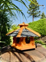 DARLUX Vogelfutterhaus I Futterstelle I Sechseck Vogelhaus I aus Holz I Braun/Schwarz IGarten I Vogelfutterhaus I Wetterfest