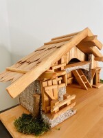DARLUX Weihnachts- Holz Krippe Dekoration Handgefertigt Holzschnitzerei Jahreszeitliche Dekoration
