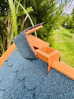 DARLUX Rechteckiges Vogel Futter Haus  Futterstelle Holz Vogelhaus Braun / Blau